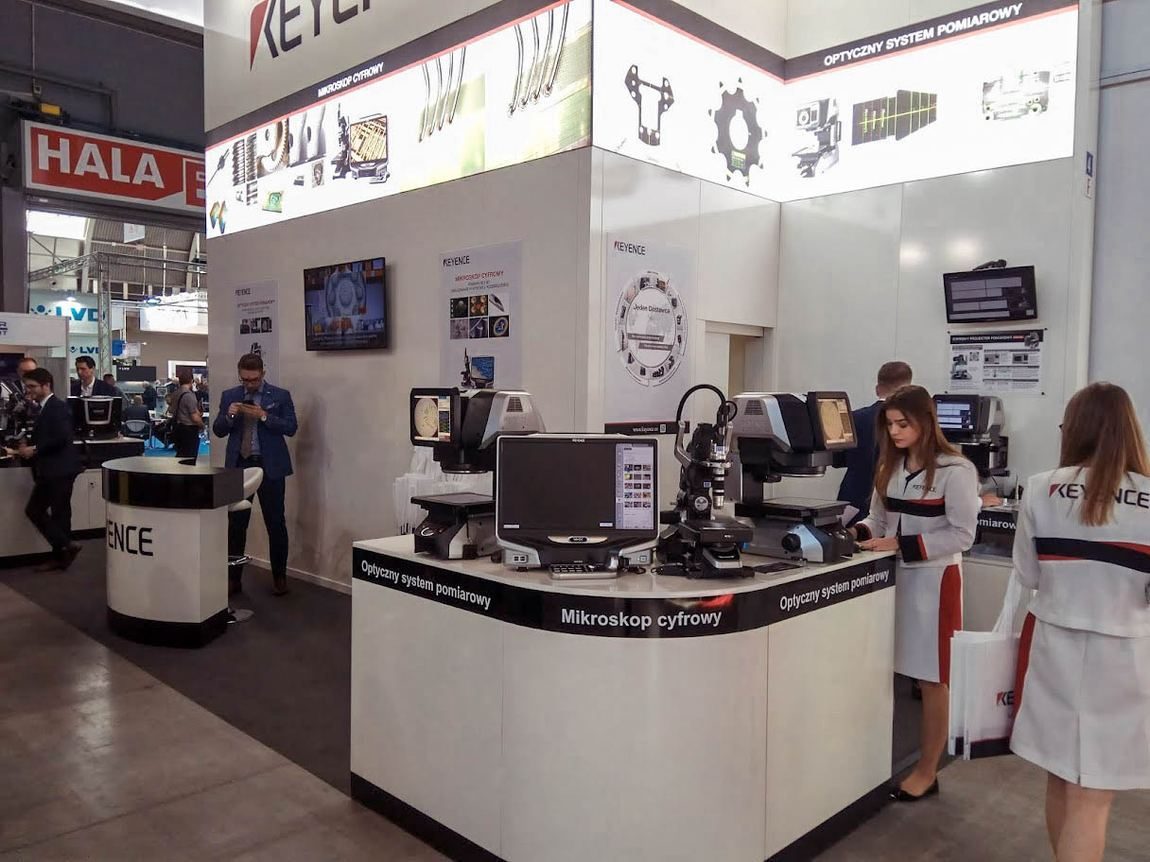 Corner stand with demonstration positions in Poland